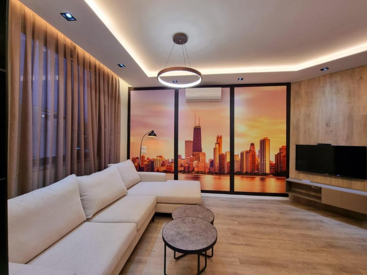 Newly Renovated Apartment Tiranë Luaran gambar