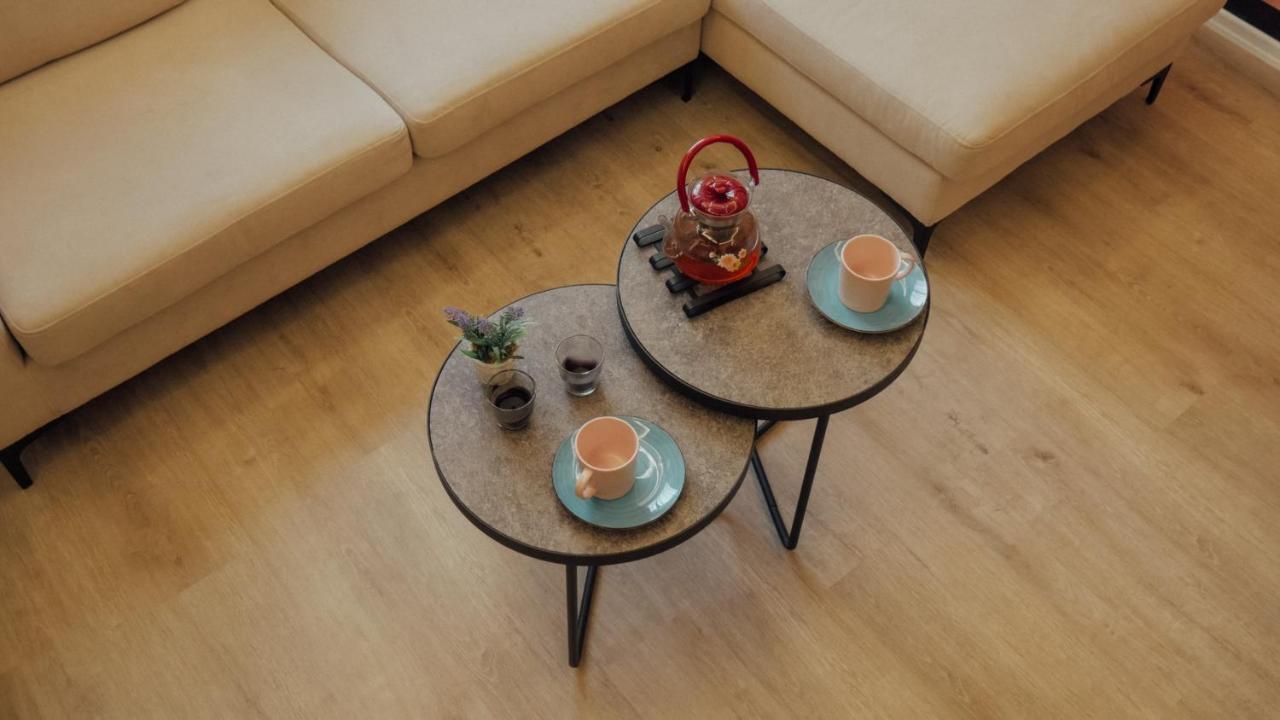 Newly Renovated Apartment Tiranë Luaran gambar